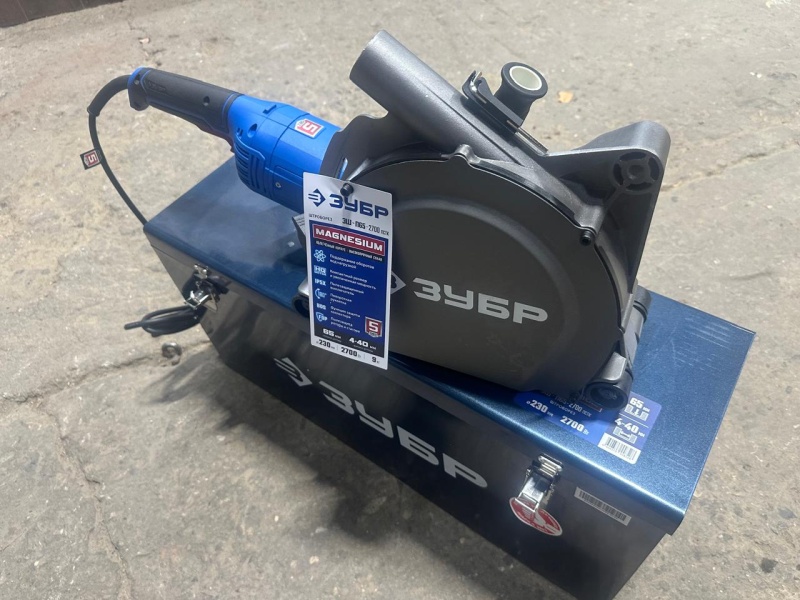 Как правильно работать штроборезом?